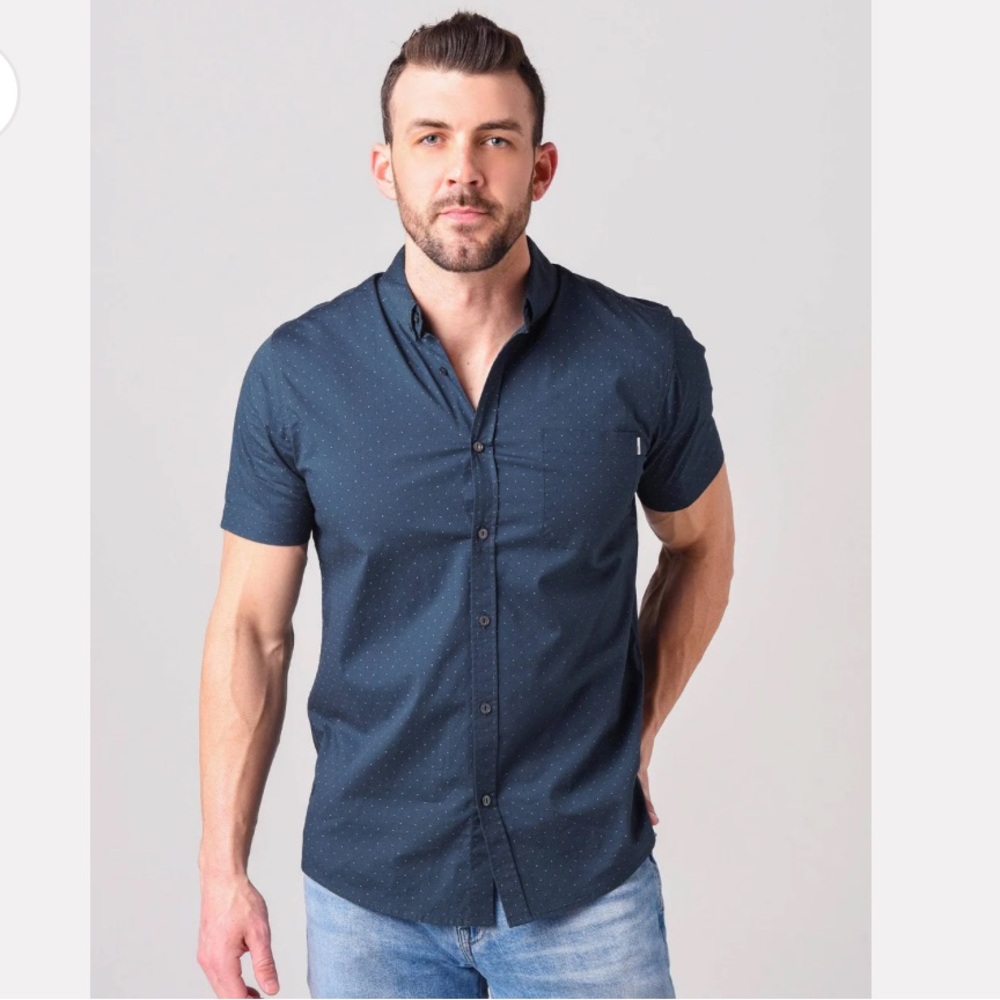 Vuori crest short sleeve button down shirt